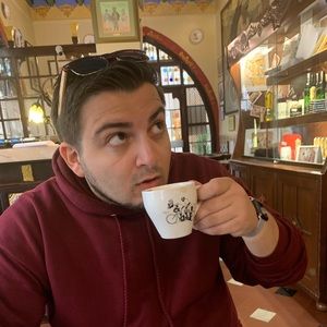 Meet your Posher, Frank